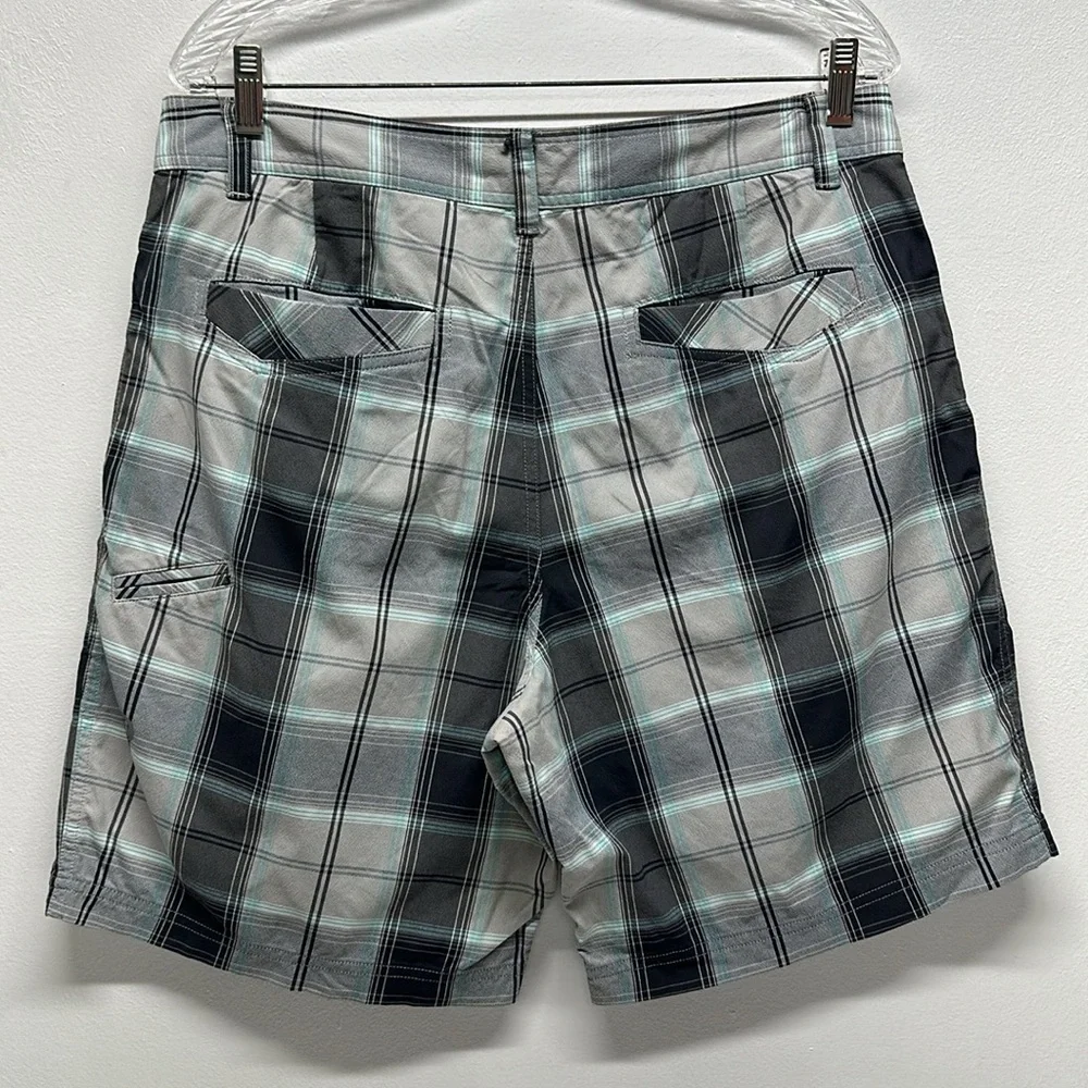 Lululemon Kahuna Shorts Pockets Belt Loops Plaid Gray Blue 8.5